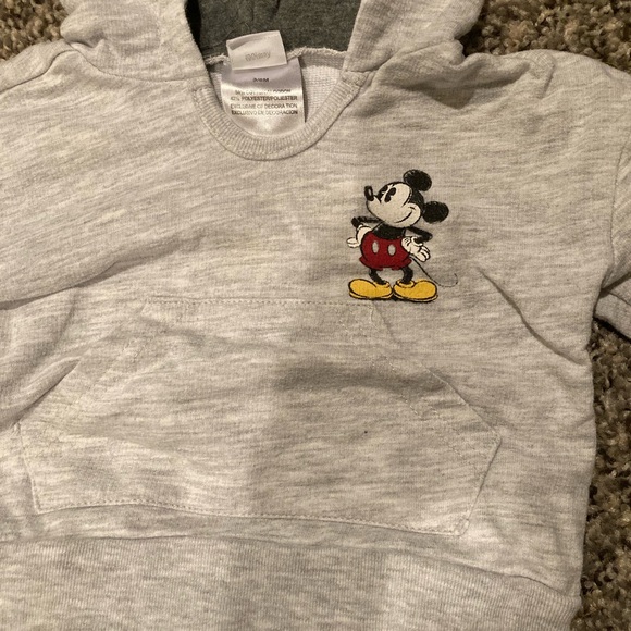 SOLD Disney Baby Mickey Mouse 3-6 month unisex hooded sweatsuit - Picture 2 of 8